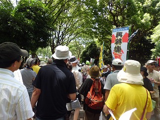 S-１７万人集会原宿駅から